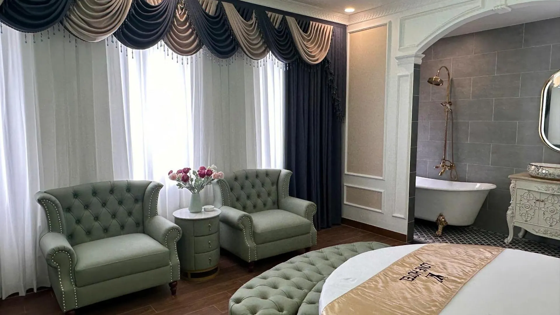 Love Hotel To Ky Ho Chi Minh City Vietnam